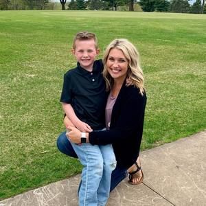 Meet your Posher, Ashley